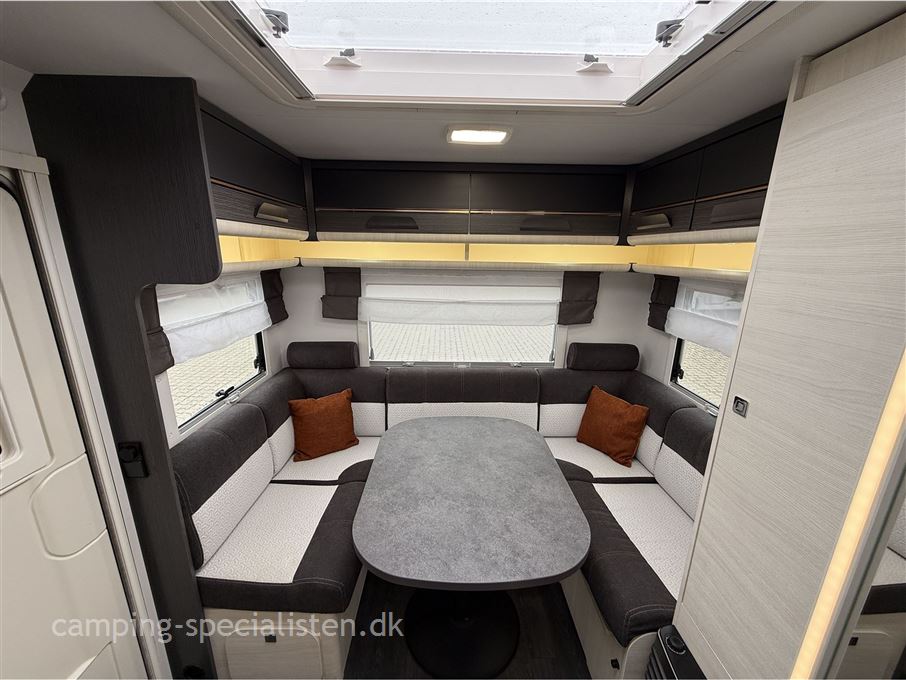 Caravelair Artica 490